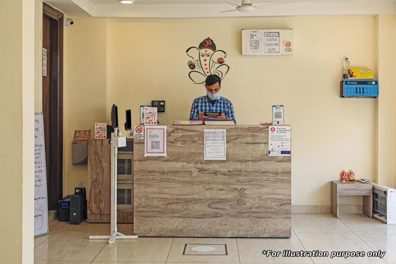 Oyo Flagship Kaveri Tourist Home Гуруваюр Экстерьер фото